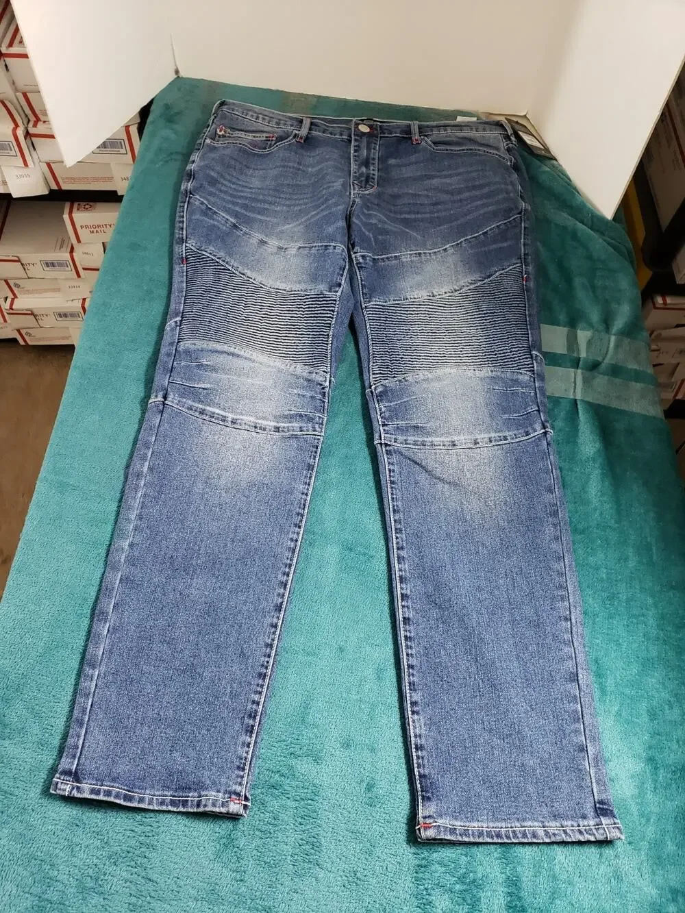 True Religion Jeans Size 36x32 Mens Blue Stretch Pants Rocco Relaxed Skinny NWT